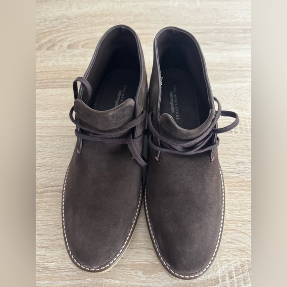The Mans Store at Bloomingdale’s Chukka Brown Suede Men’s Size 8 Comfort Boots main image 9